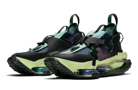 nike road warrior clear jade